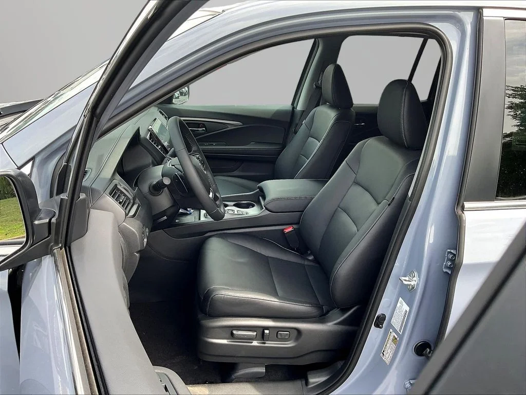 New 2026 Sonic Gray Pearl Honda RTL image 18