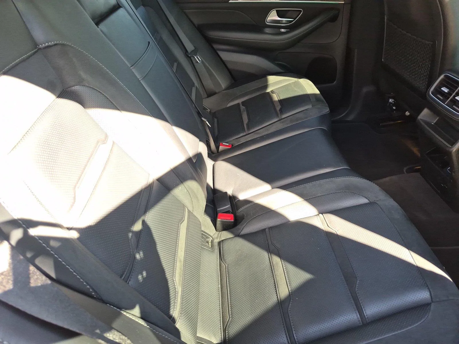 Used 2021 designo Diamond White Metallic Mercedes-Benz AMG® GLE 53 image 35