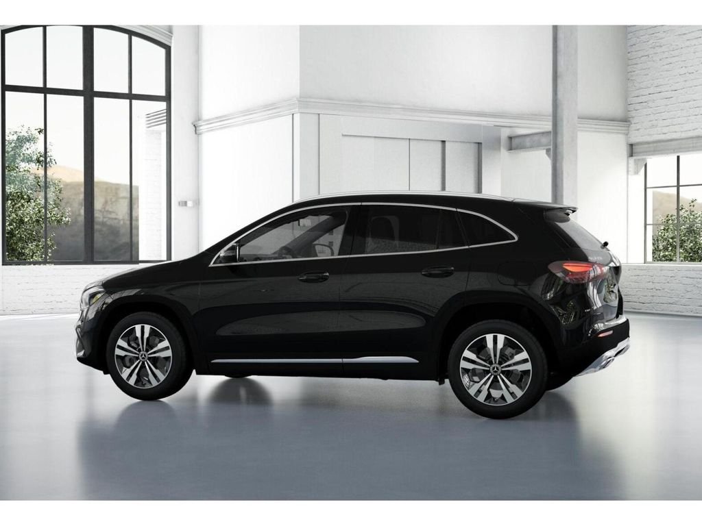 New 2026 Black Mercedes-Benz GLA 250 image 32