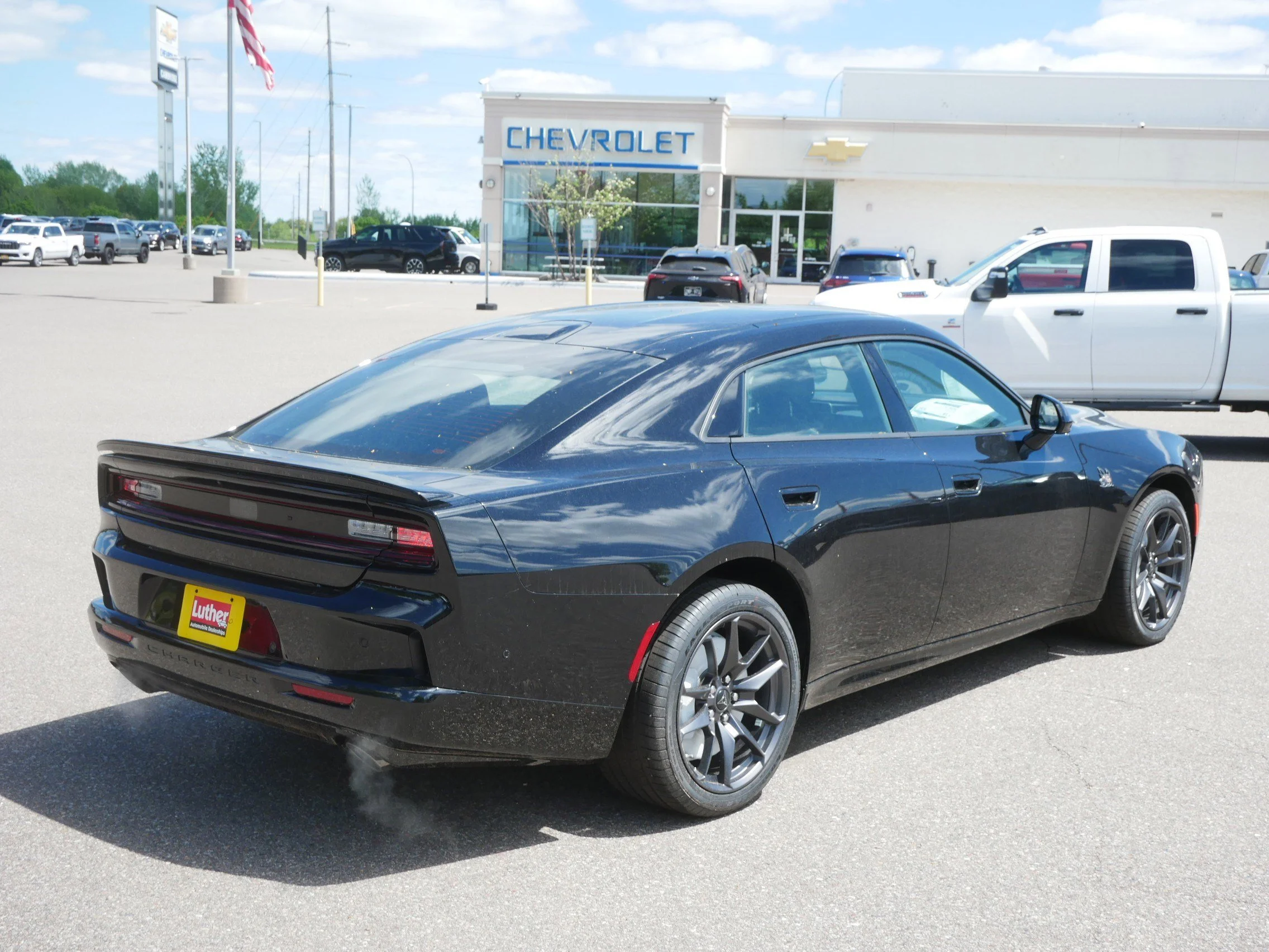 New 2026 Diamond Black Crystal Pearlcoat Dodge Scat Pack image 3