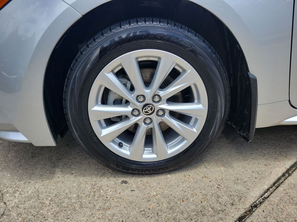 Used 2026 Silver Toyota LE image 30