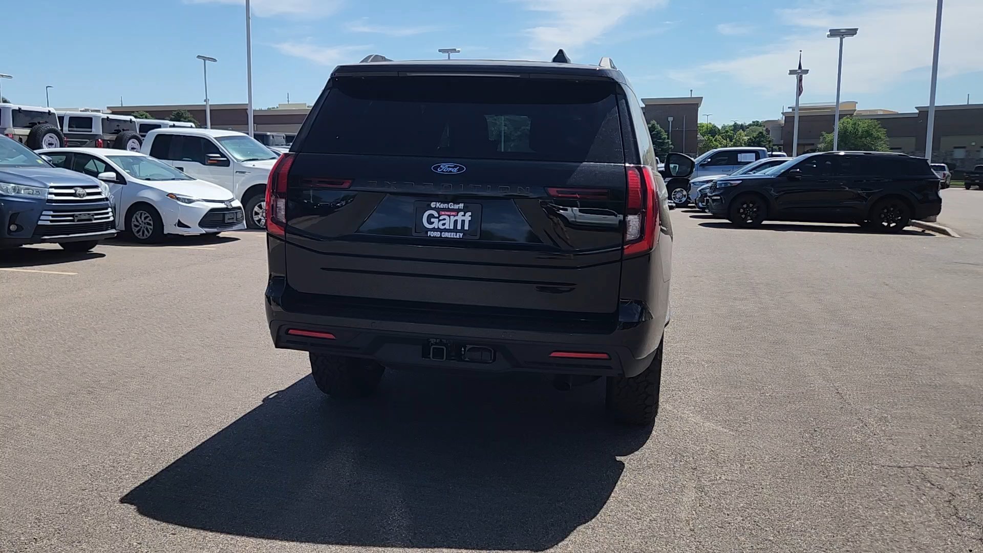 New 2026 Agate Black Metallic Ford Tremor image 5