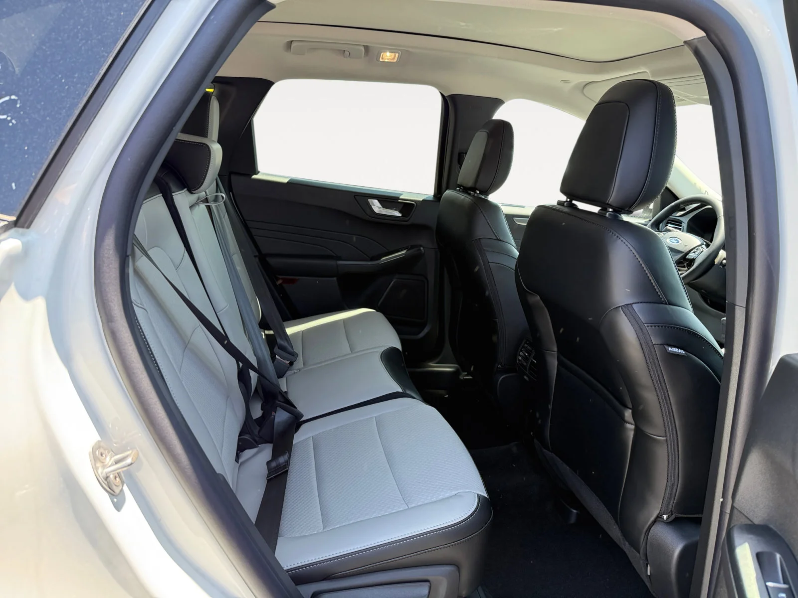 2025 Ford Escape Plug-in hybrid PHEV - Photo 18