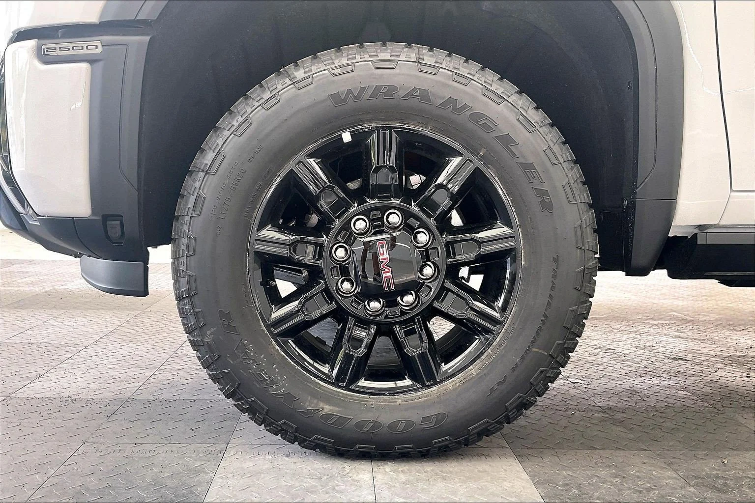 2026 GMC Sierra 2500HD AT4 - Photo 14