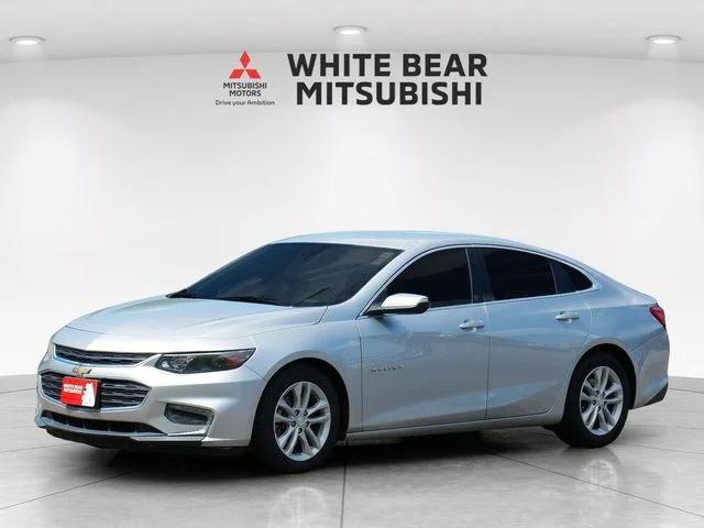 Used 2017 Silver Chevrolet Hybrid image 2