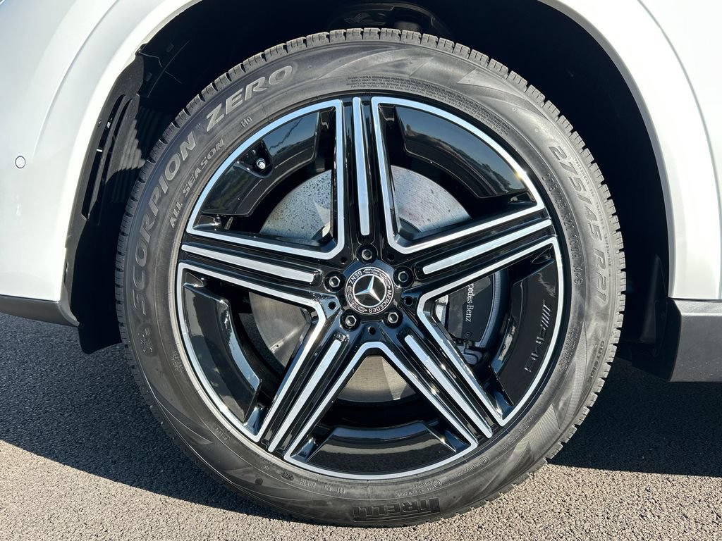 New 2027 MANUFAKTUR Moonlight White Metallic Mercedes-Benz GLE 450 image 70