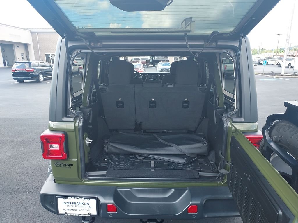 Used 2021 Green Jeep Unlimited Sport S image 20