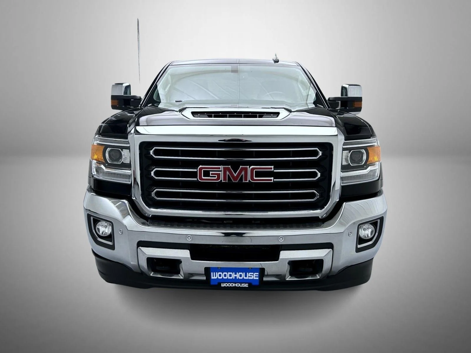 Used 2018 Black GMC SLT image 2
