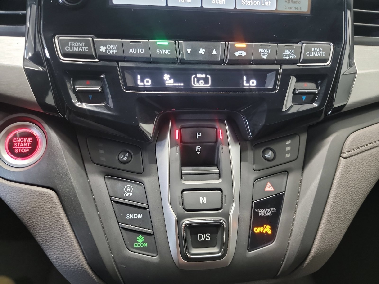 2024 Honda Odyssey EX-L - Photo 21