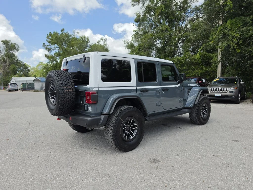 New 2026 Anvil Clear-Coat Exterior Paint Jeep Rubicon X image 4