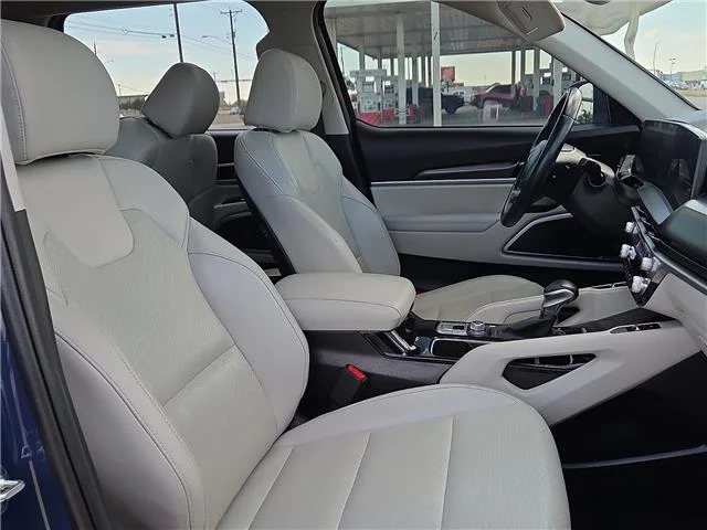 Used 2025 Midnight Lake Blue KIA S Front-Wheel Drive image 14