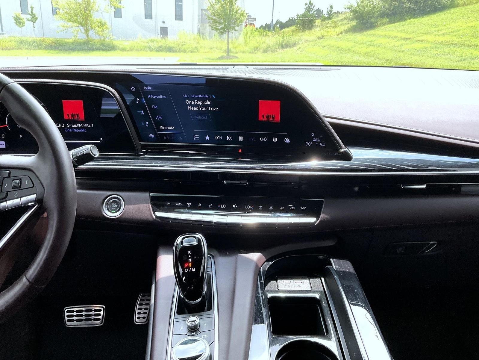Used 2024 White Cadillac V-Series image 13