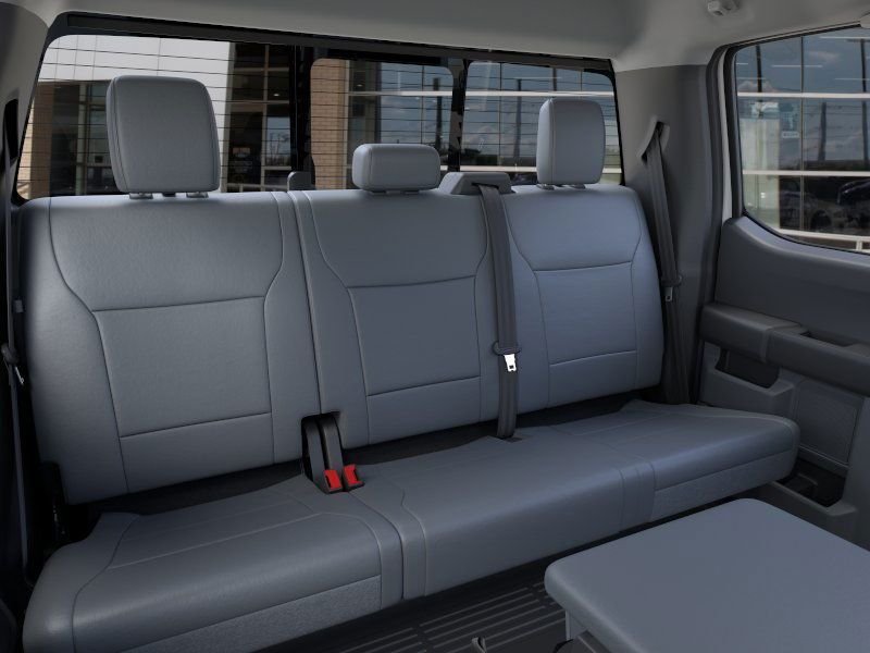 2025 Ford F-350 Super Duty Chassis Cab XL - Photo 13