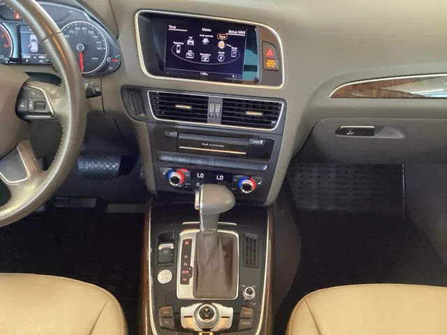 Used 2015 Brilliant Black Audi Premium Plus image 11
