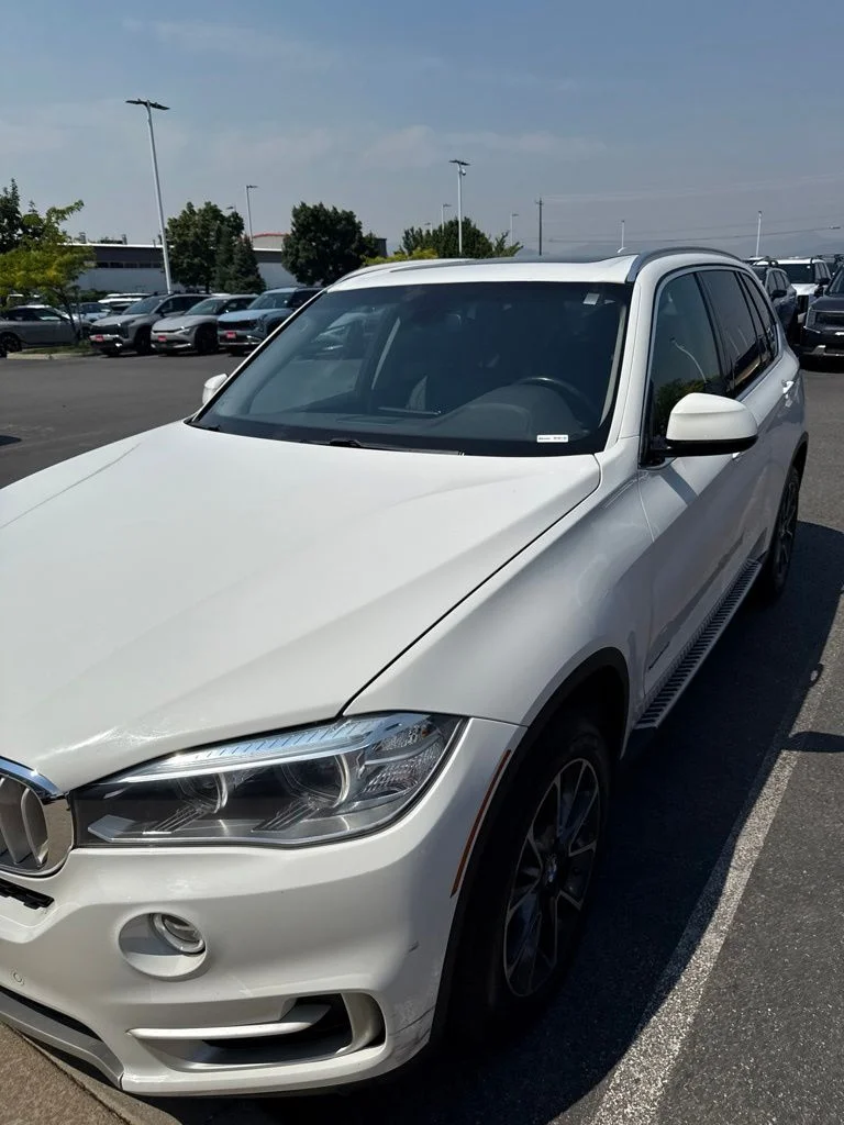Used 2014 White BMW xDrive35i image 4