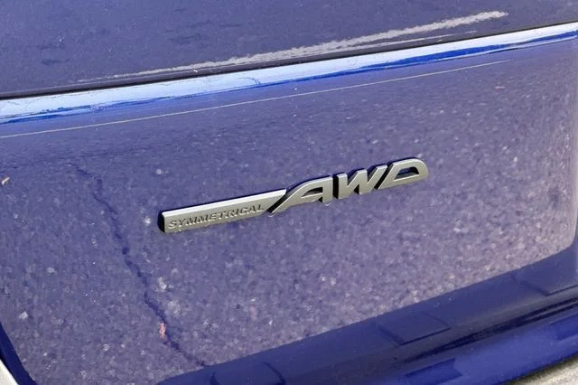 New 2026 SAPPHIRE BLUE PEARL Subaru Premium image 24