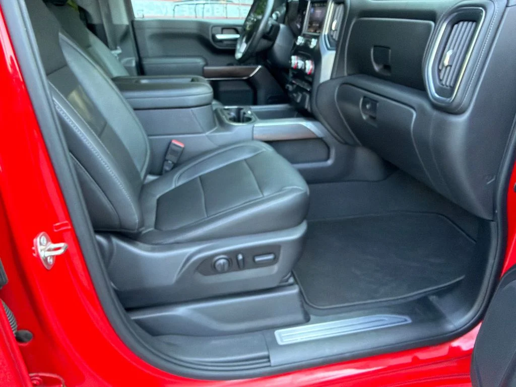 Used 2019 Red GMC SLT image 13