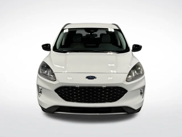 Used 2022 White Ford SEL image 3