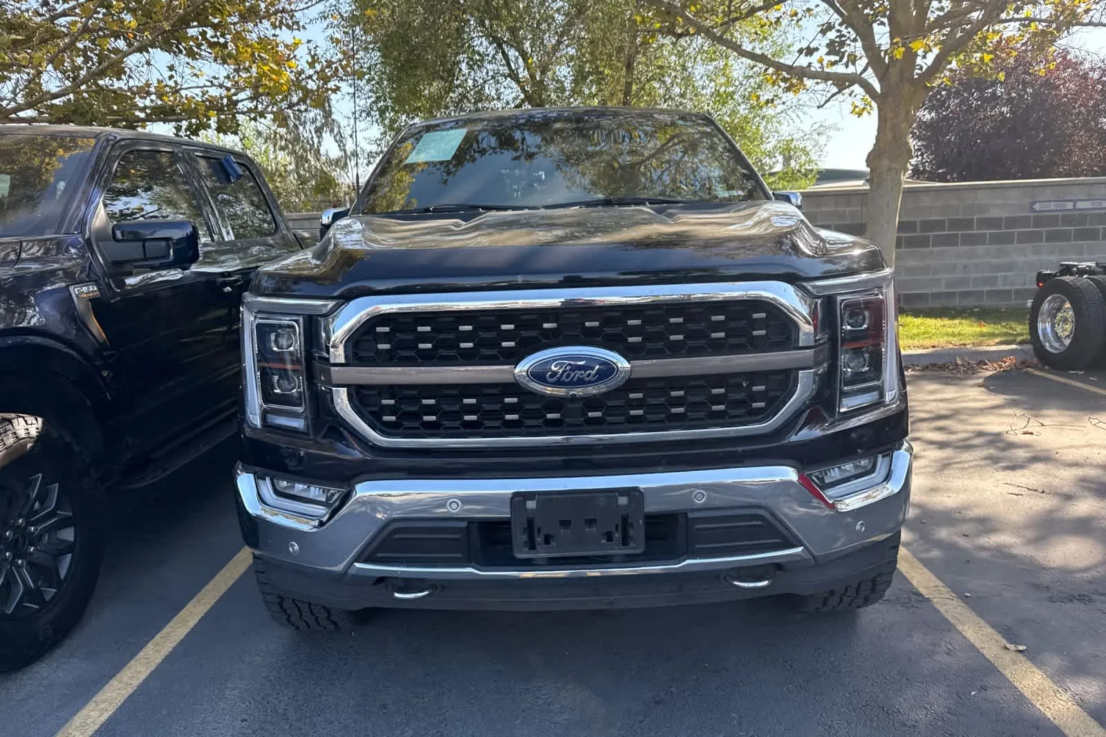 Used 2022 Bluestone Ford King Ranch image 2