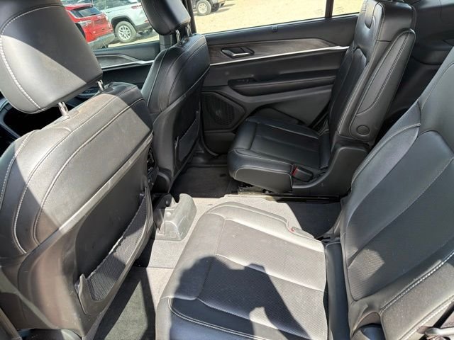 Used 2024 Gray Jeep Limited image 6
