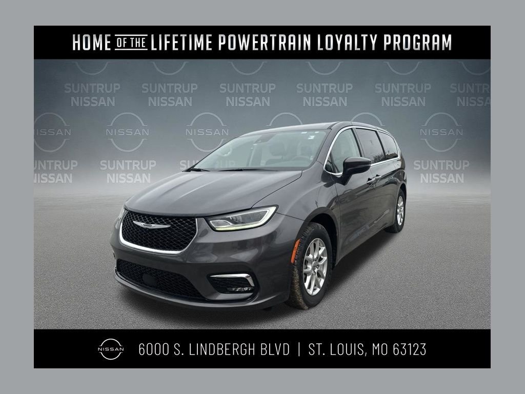 2023 Chrysler Pacifica Touring L