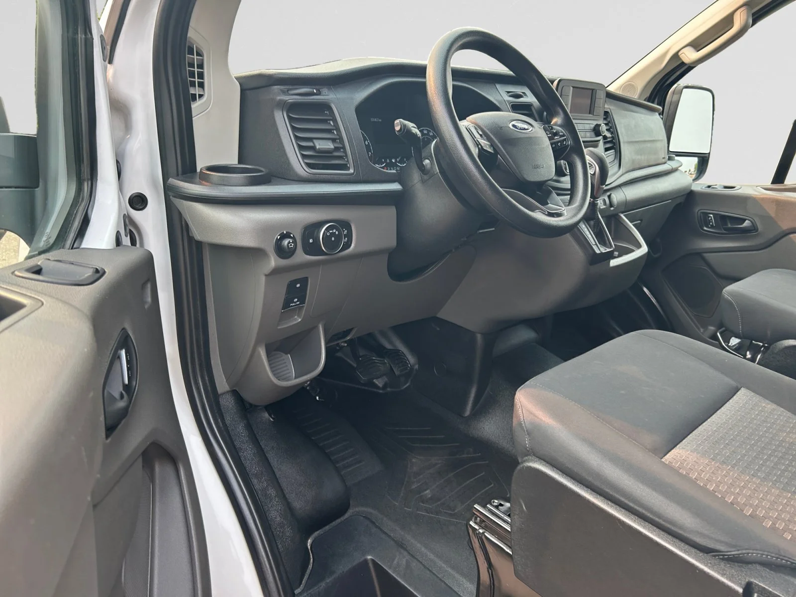 Used 2024 White Ford AWD image 12