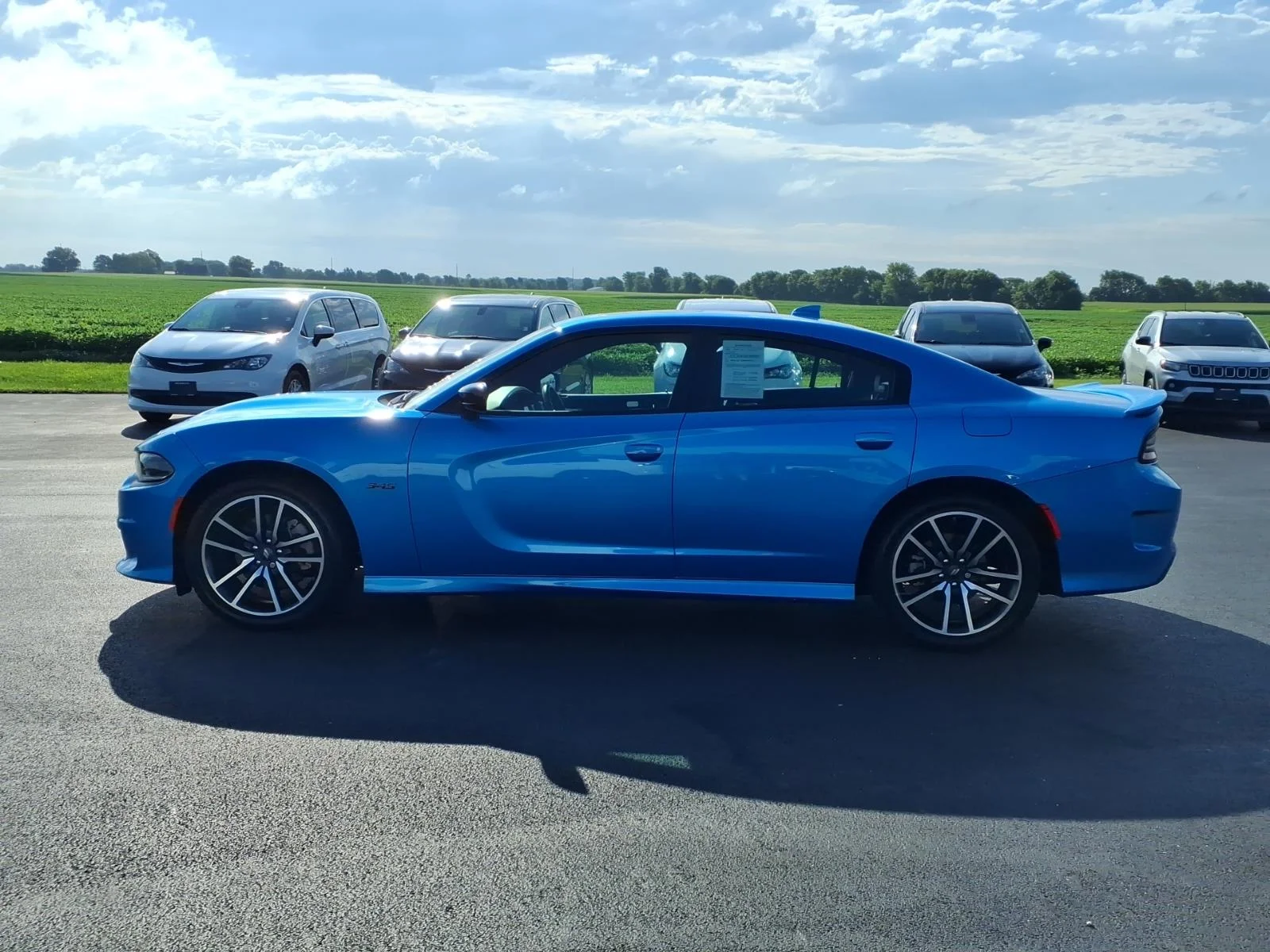 Used 2023 B5 Blue Pearl Coat Dodge R/T image 15