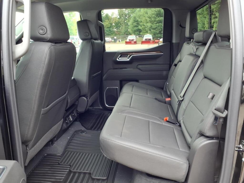New 2026 Black Chevrolet LT image 6