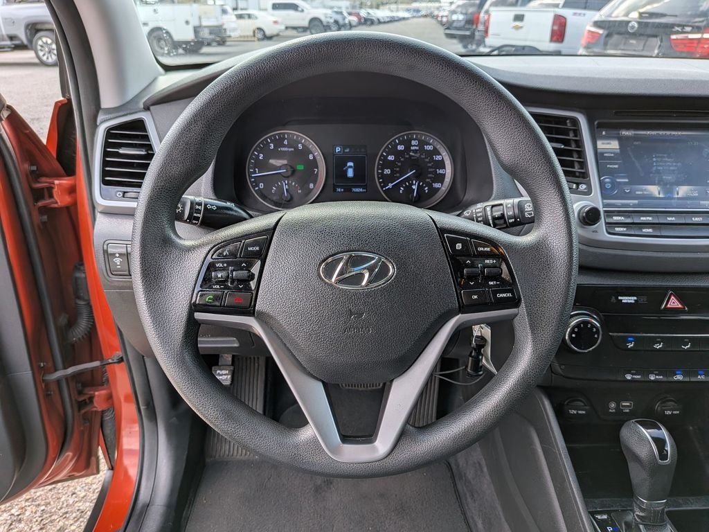 Used 2016 Orange Hyundai SE image 14