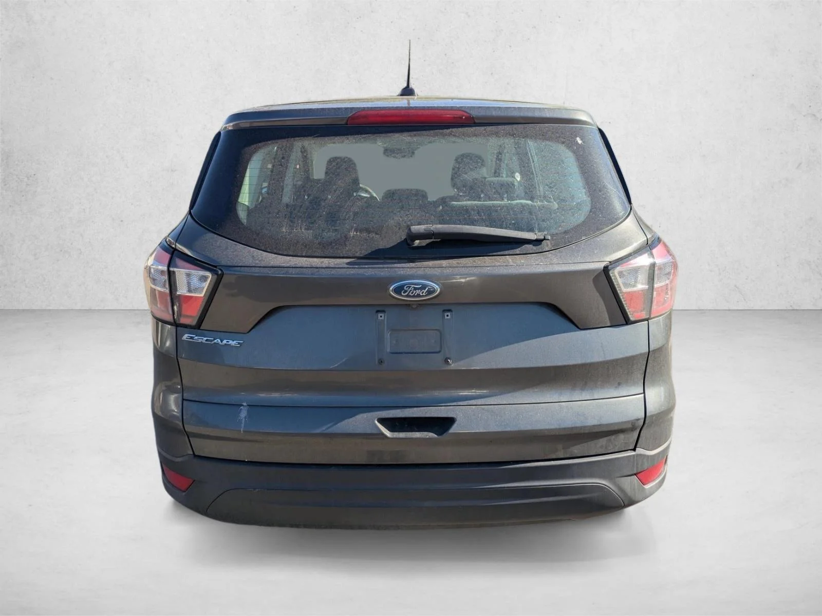 Used 2018 Magnetic Metallic Ford S image 6