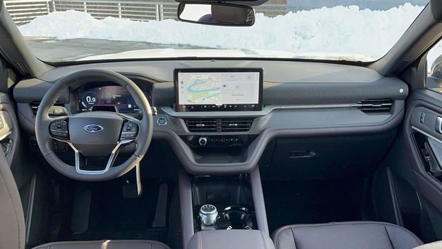 2026 Ford Explorer Platinum - Photo 40