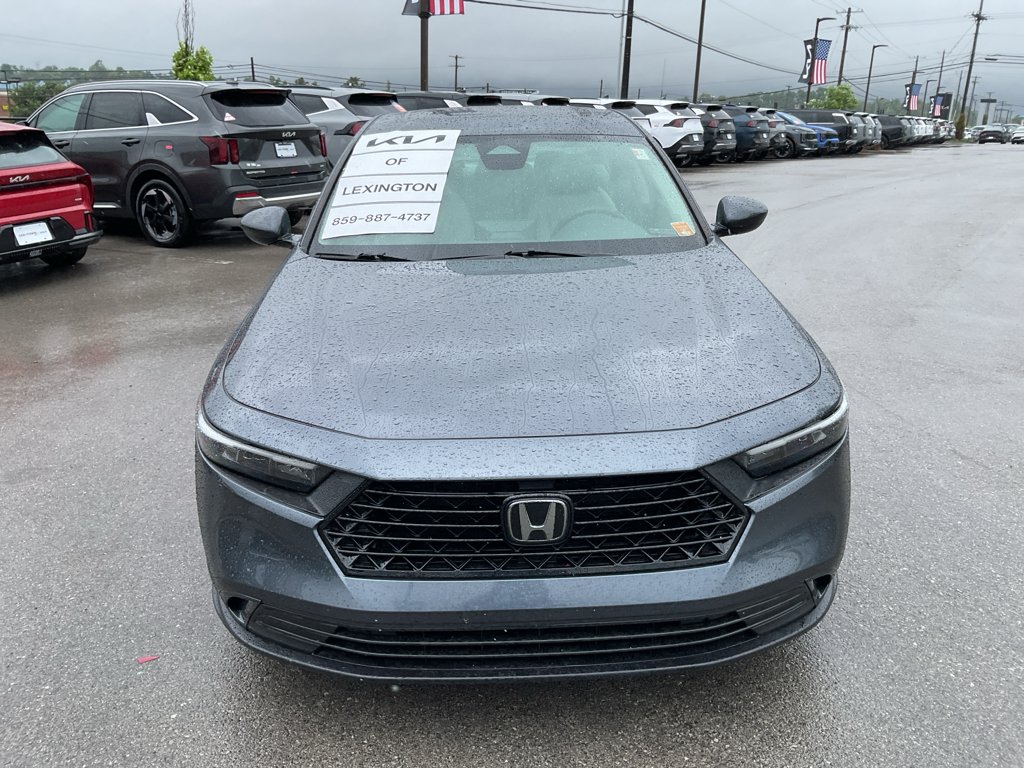 Used 2023 Meteorite Gray Metallic Honda EX image 3