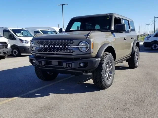 New 2025 Marsh Gray Ford Badlands® image 7