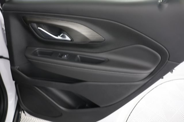 Used 2023 White GMC SLE image 26
