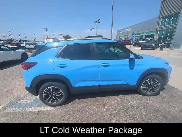 Used 2024 Fountain Blue Chevrolet LT image 4