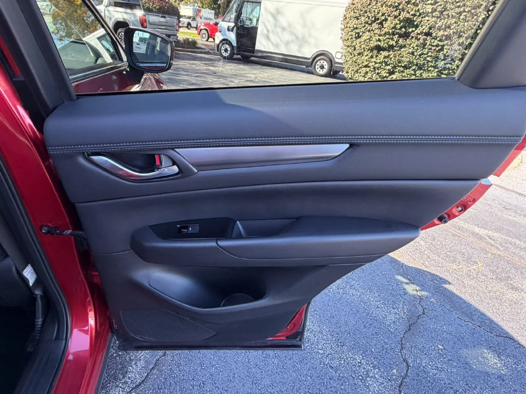 2025 Mazda CX-5 S Preferred package - Photo 17