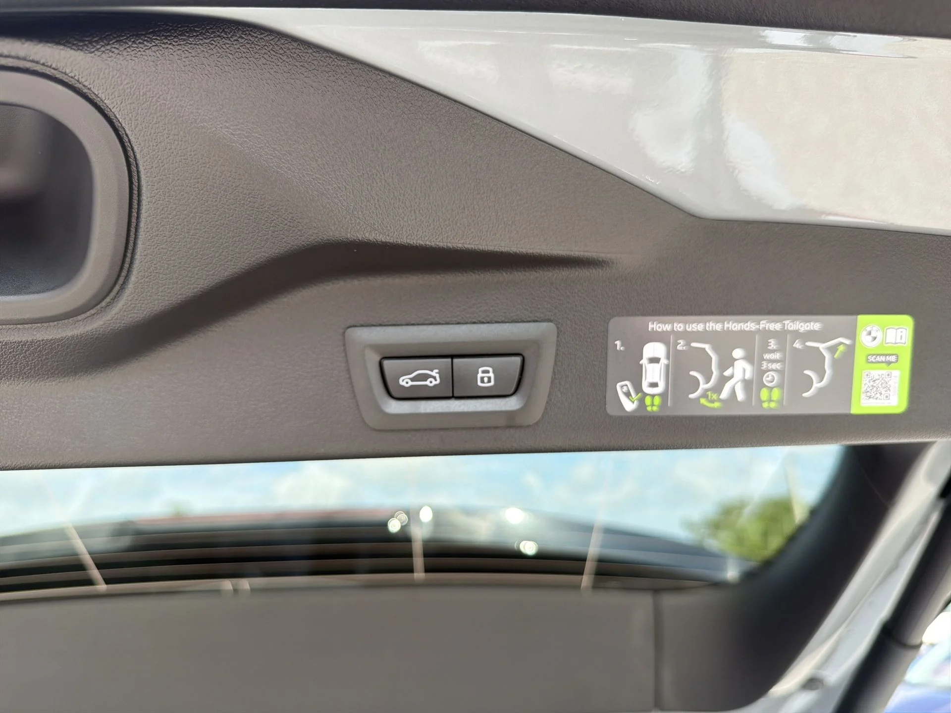 New 2026 Brooklyn Grey Metallic BMW xDrive40i image 13