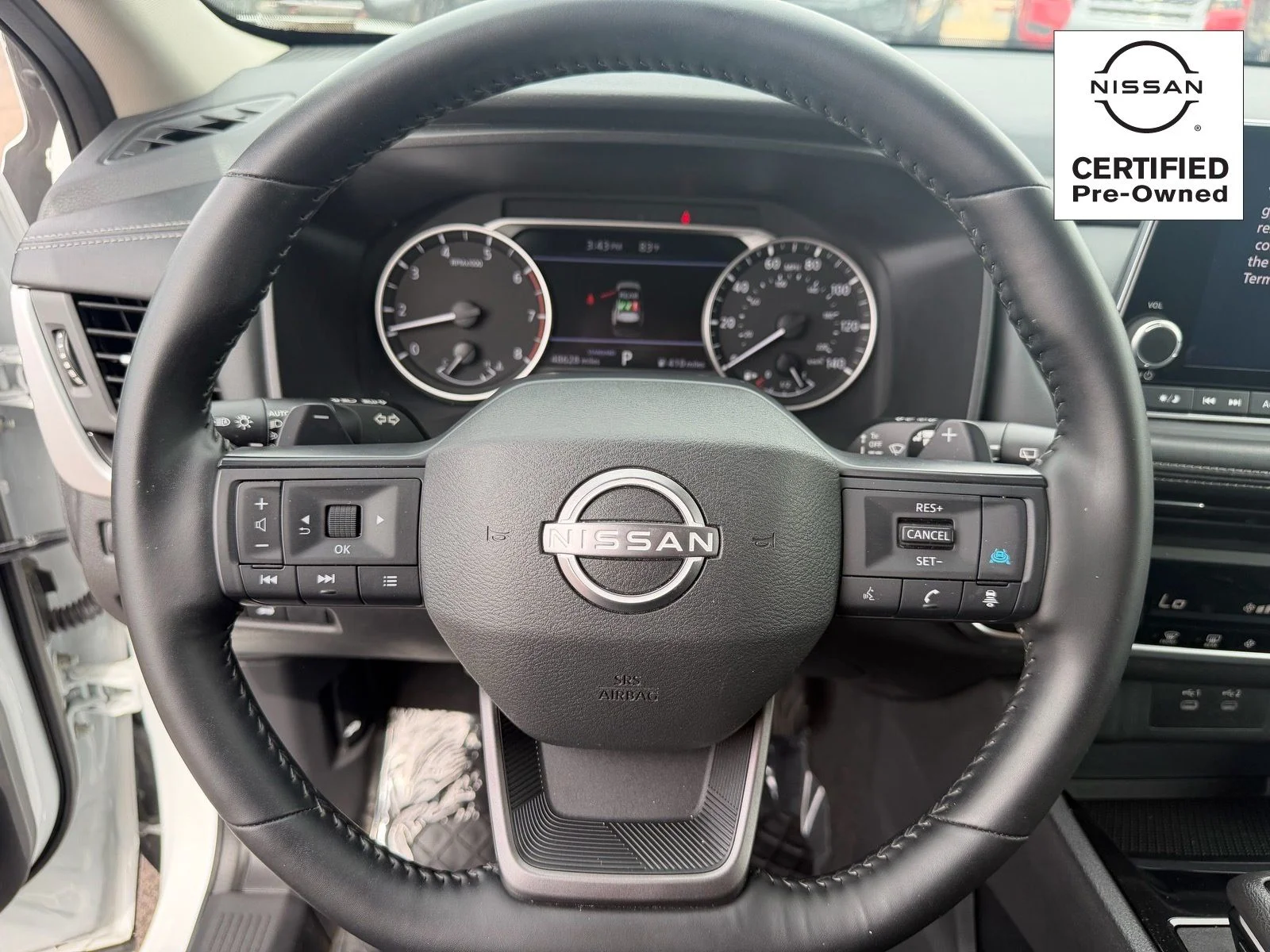 Used 2025 Everest White Pearl Nissan SV image 19