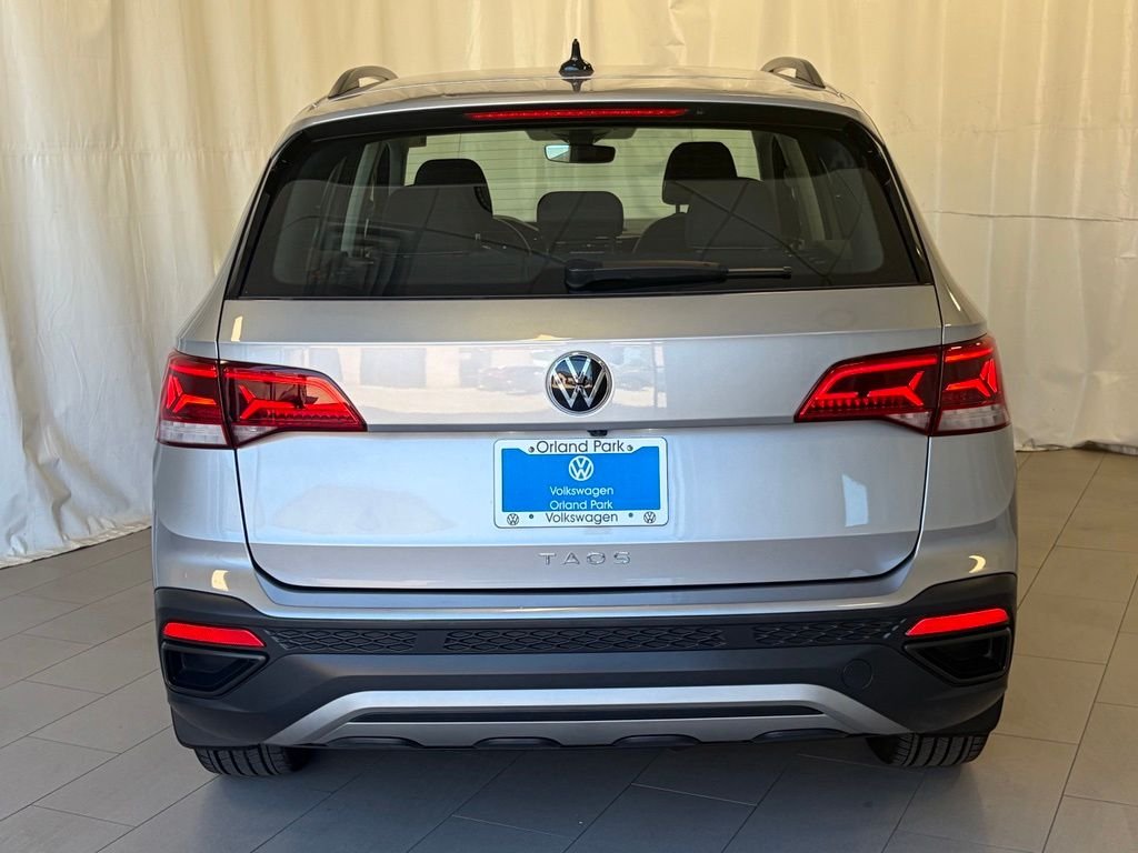 Certified Used 2024 Pyrite Silver Metallic Volkswagen 1.5T S image 5
