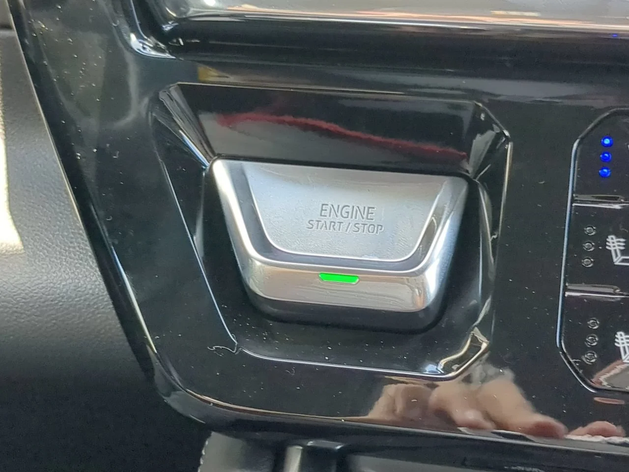 2026 GMC Sierra 3500HD Denali - Photo 27