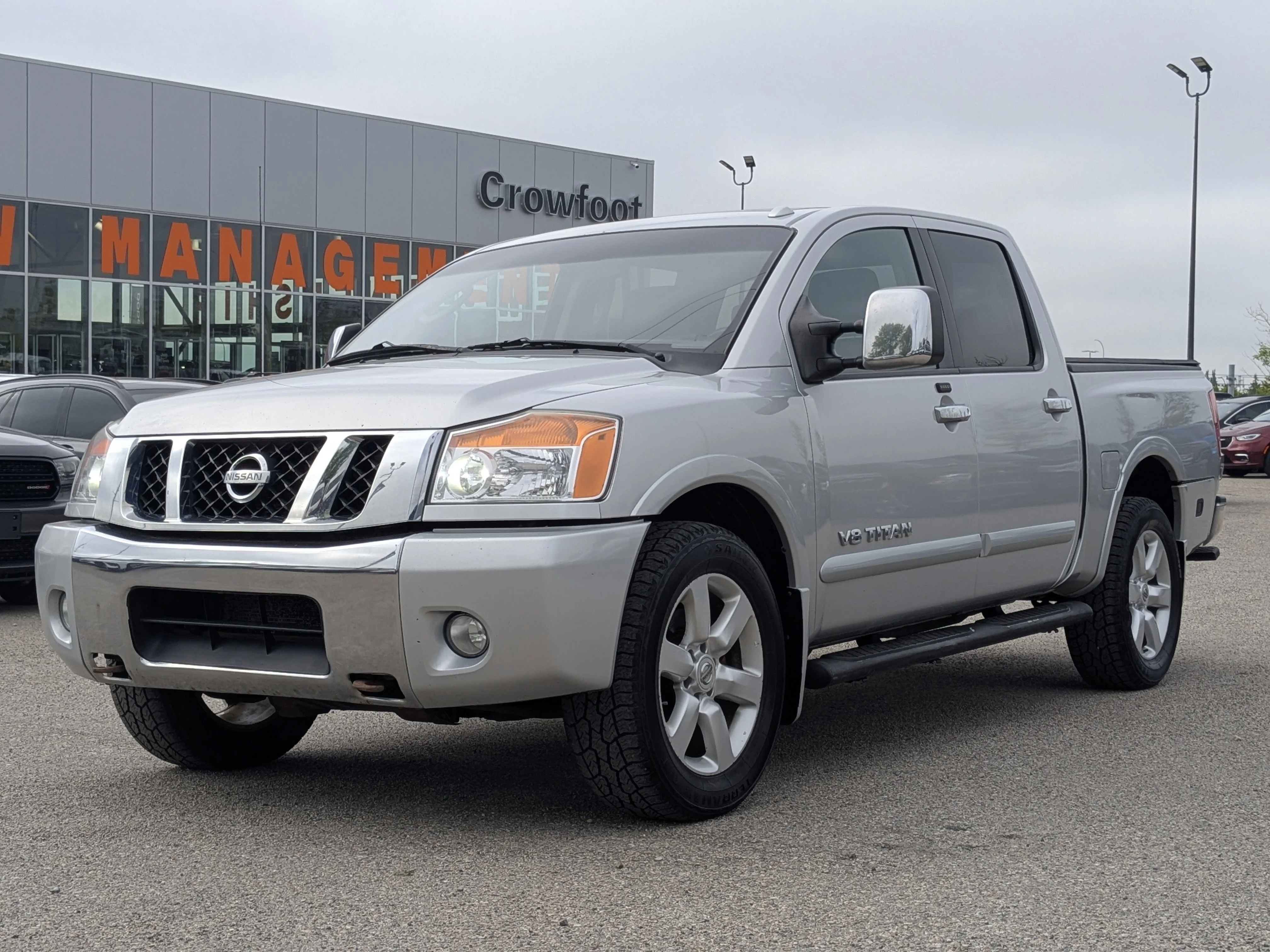 Used 2010 Silver Nissan XE image 4