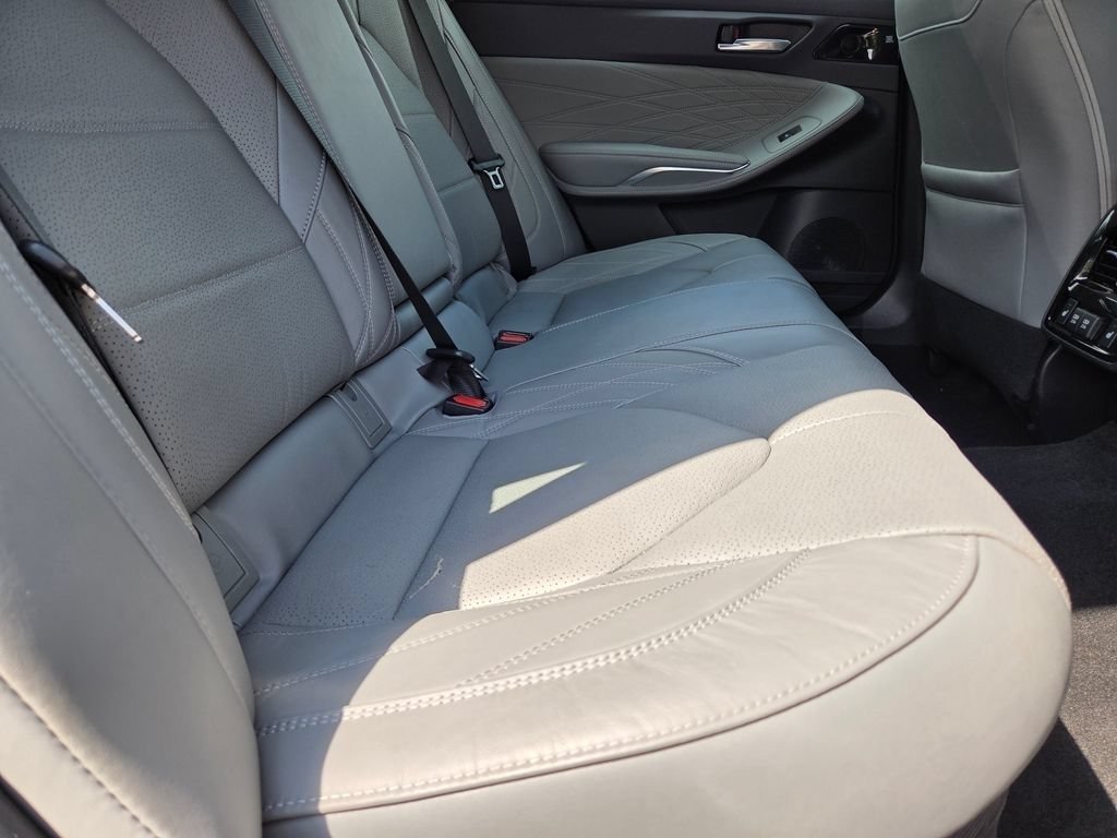 Used 2020 Celestial Silver Metallic Toyota Hybrid Limited image 33