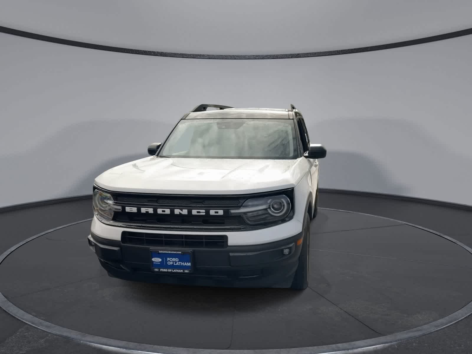 Certified Used 2024 Oxford White Clearcoat Ford Outer Banks image 3