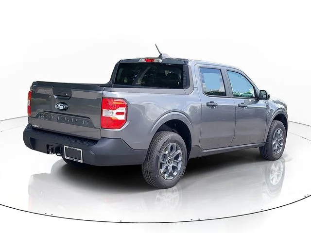 New 2026 Gray Metallic Ford XLT image 6