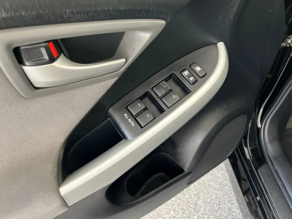 Used 2013 Black Toyota Two image 14