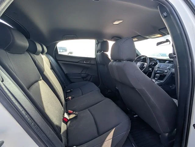 Used 2017  Honda LX image 13