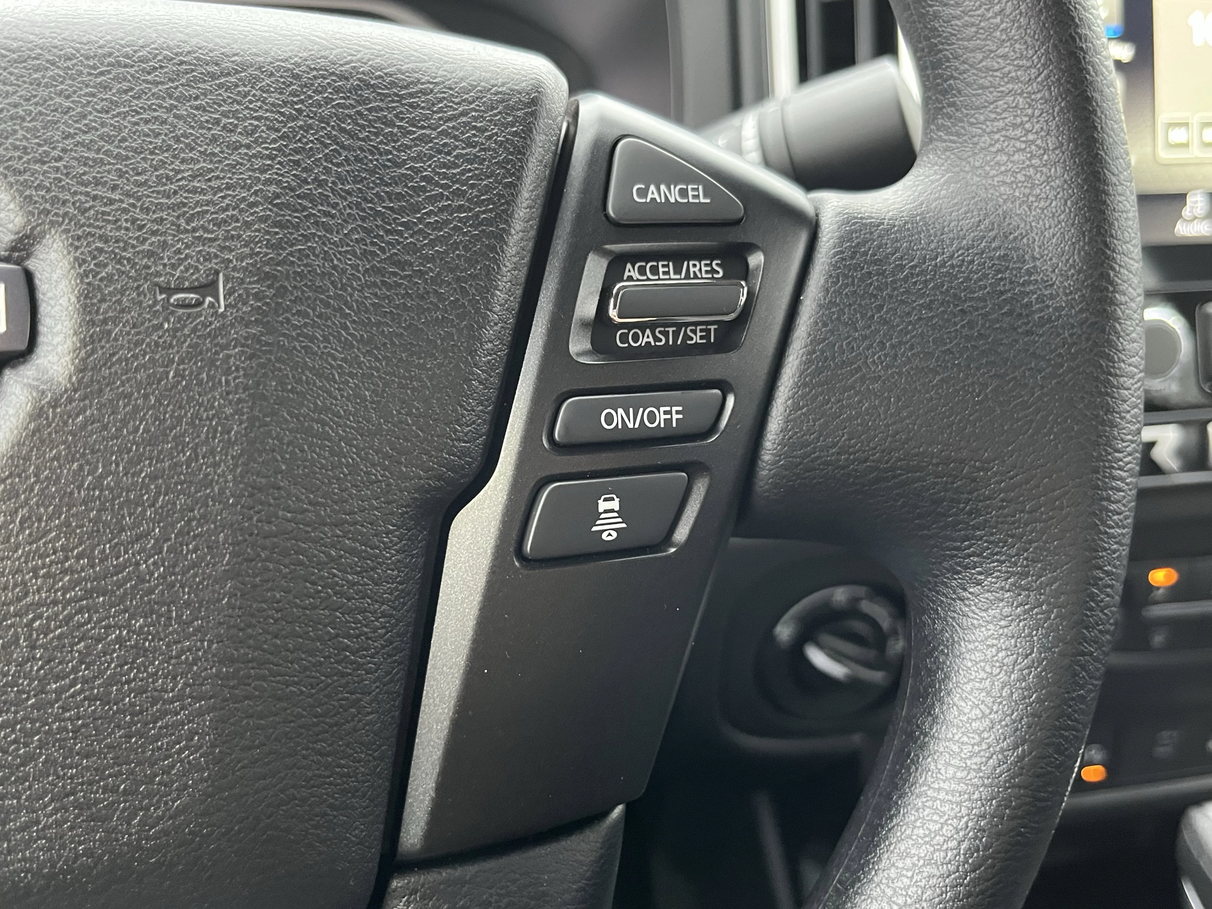 2026 Nissan Frontier SV - Photo 16