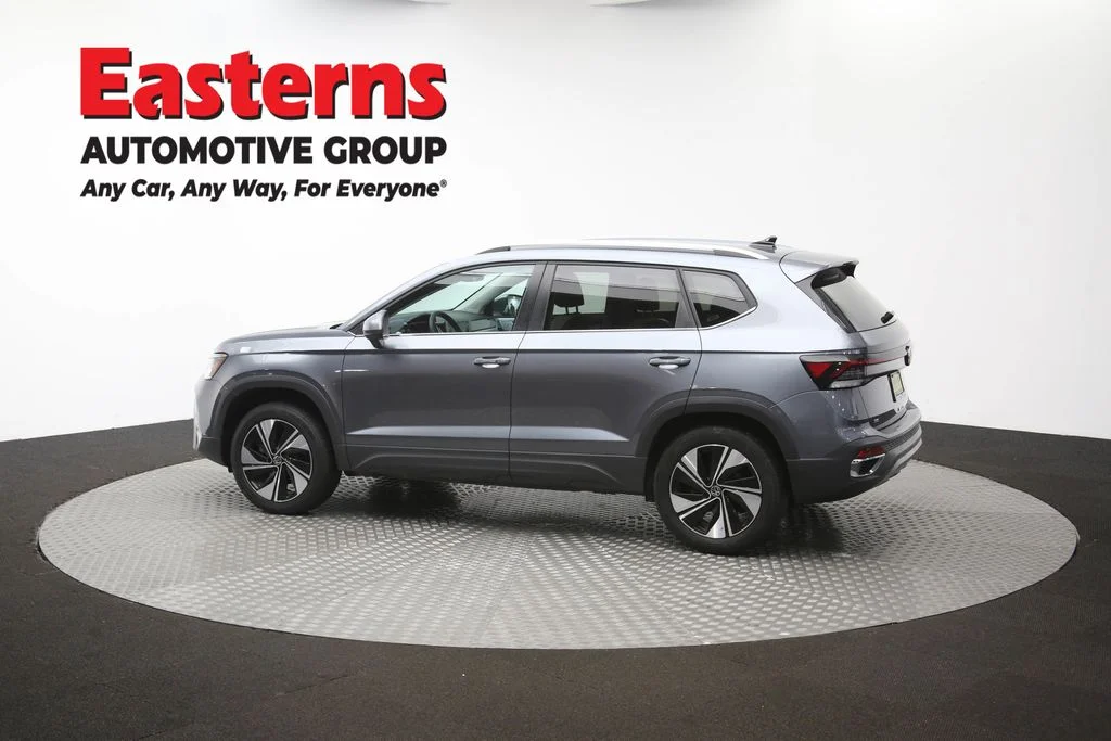 Used 2025 Gray Volkswagen 1.5T SE image 60