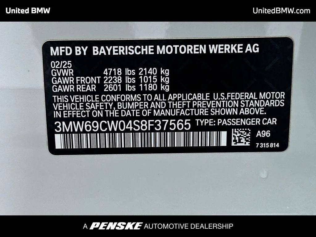 2025 BMW 3 Series 330i - Photo 33