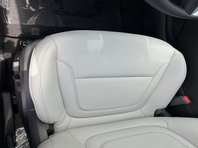 New 2027 Gray Hyundai SEL Activity AWD image 9